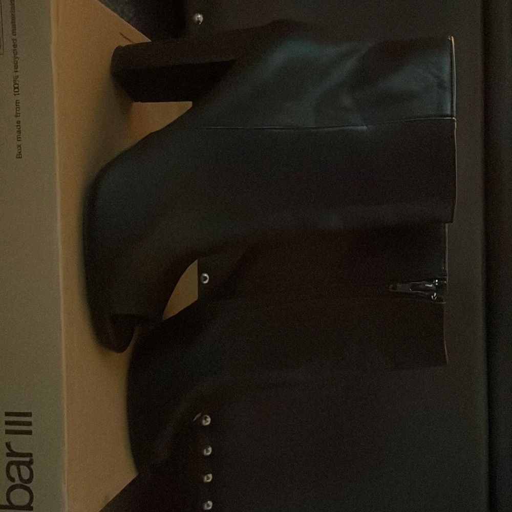 Black.. Brand New.. Wild Diva Size 6